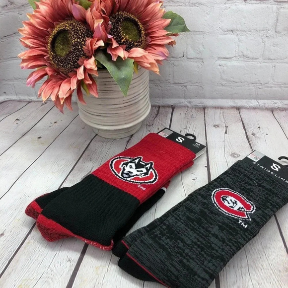Strideline St. Cloud state university Huskies crew socks husky mascot pair - Picture 1 of 5